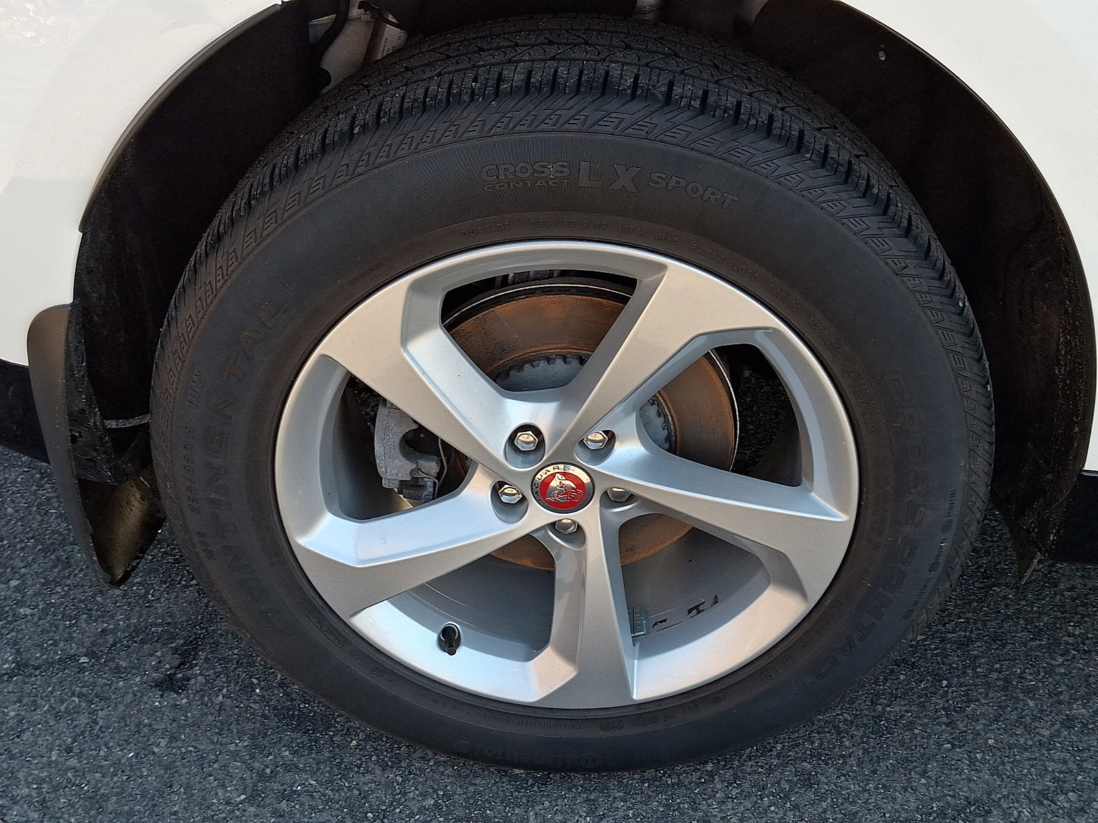 Used 2023 Jaguar F-PACE S image 11