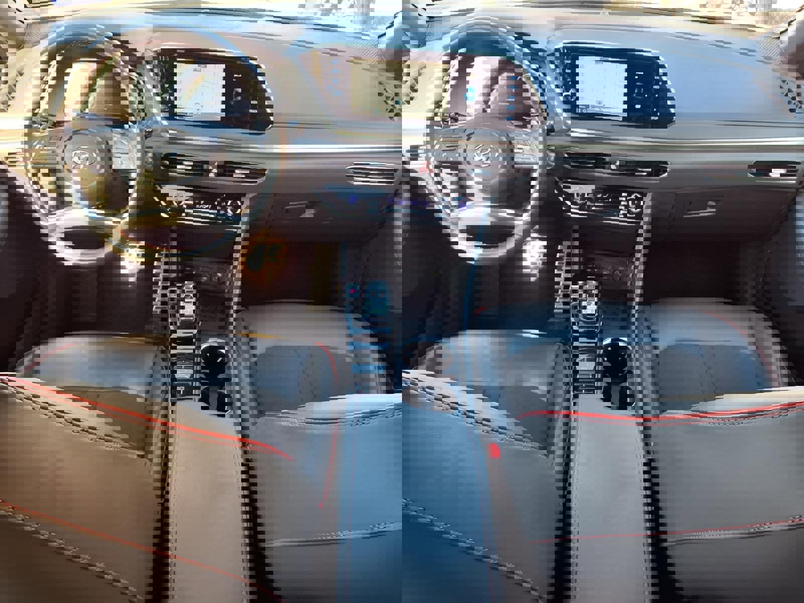 Used 2023 Hyundai Sonata SEL Plus image 11