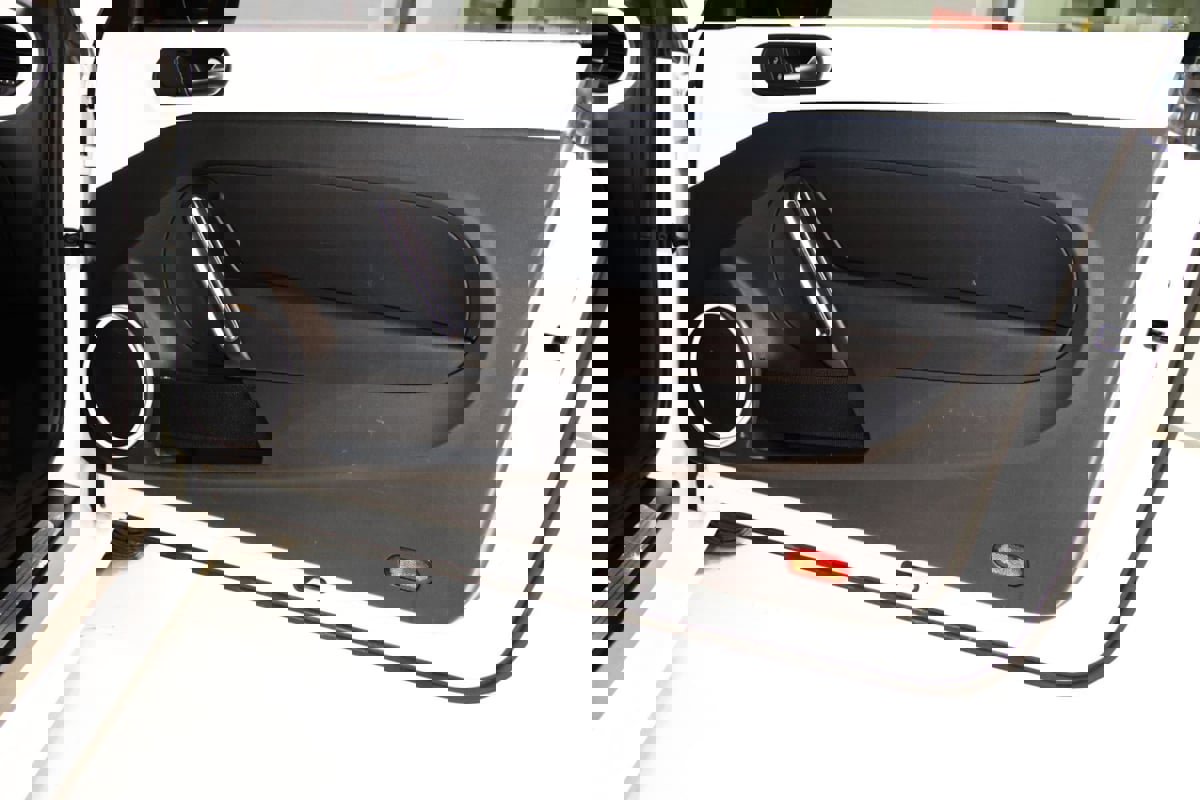 Used 2012 Volkswagen Beetle 2.5 image 45