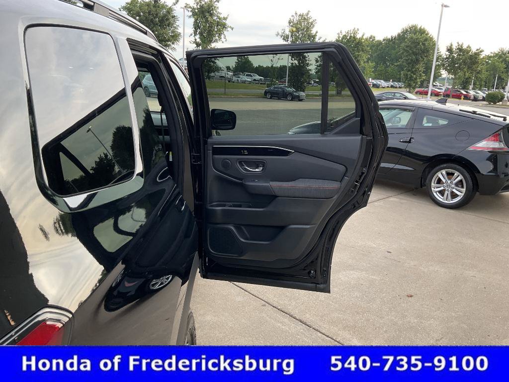 Certified 2026 Honda Pilot Sport image 17