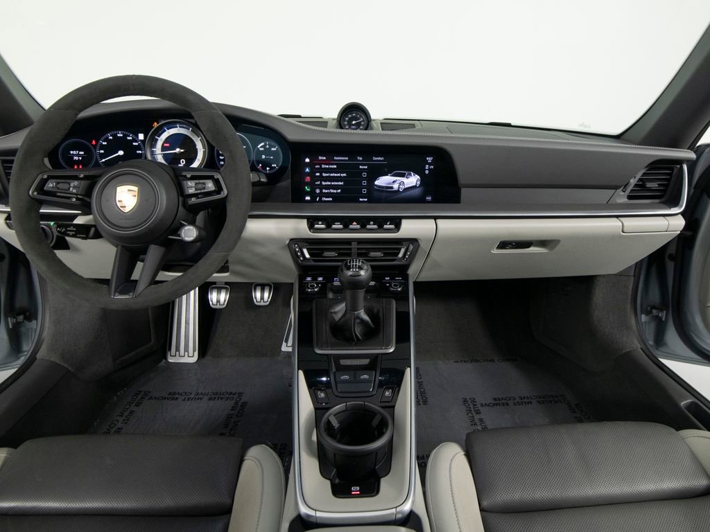 Certified 2022 Porsche 911 Targa 4S AWD/4WD image 40