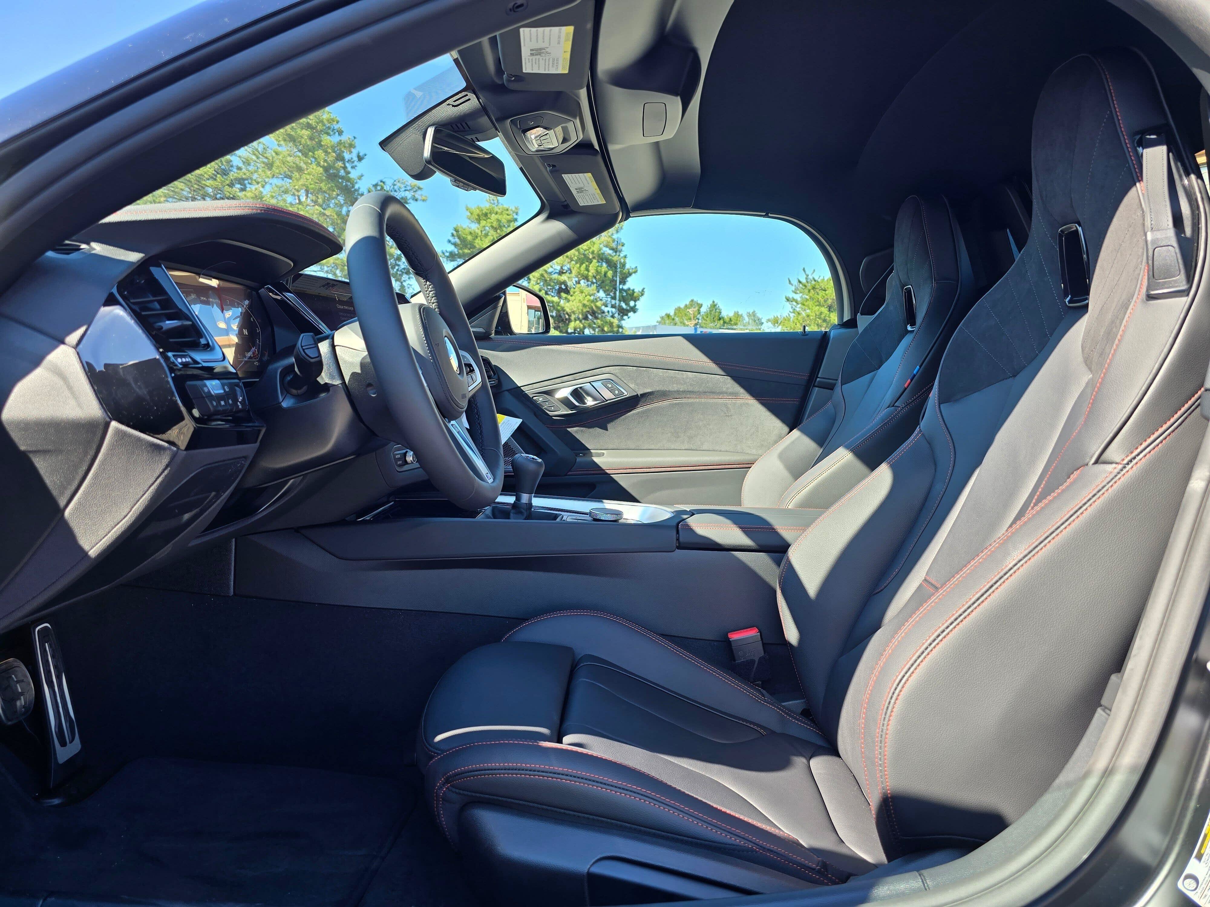 New 2026 BMW Z4 M40i RWD image 9