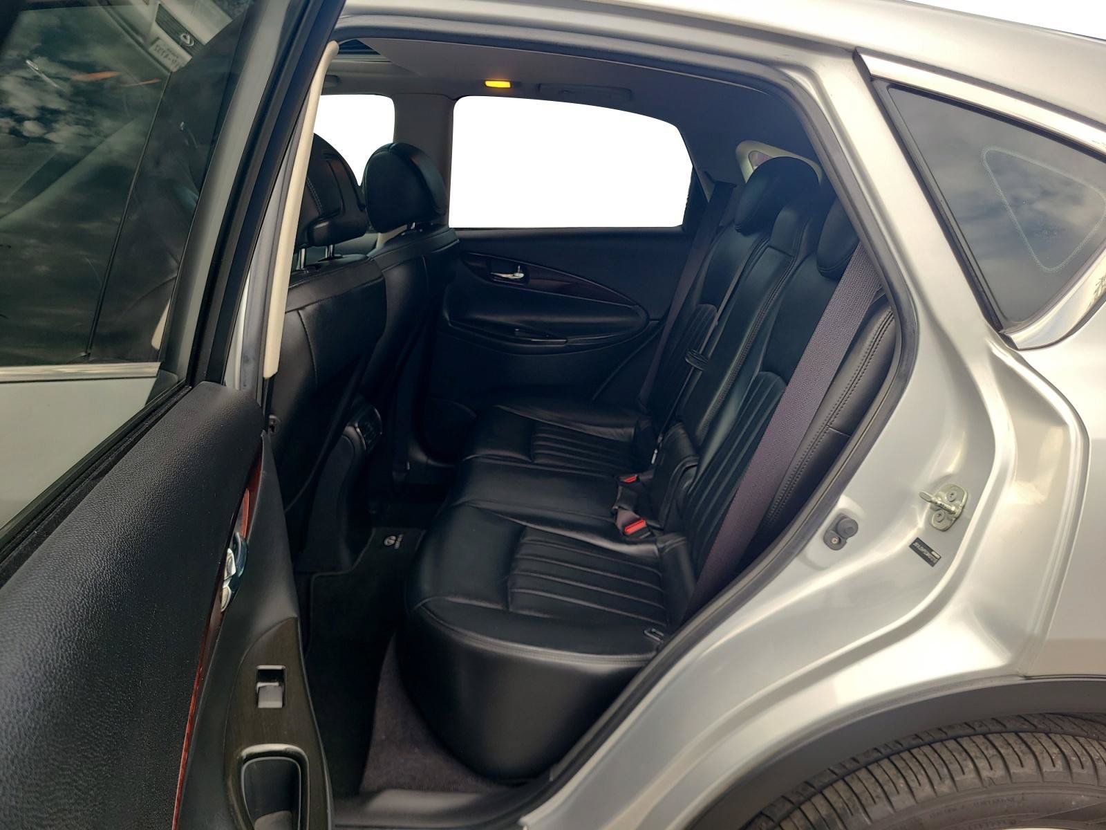 Used 2012 INFINITI EX35 Journey w/ Premium Pkg RWD image 19