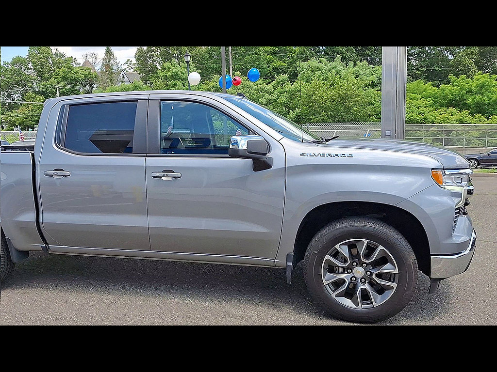 Certified 2023 Chevrolet Silverado 1500 LT AWD/4WD image 2