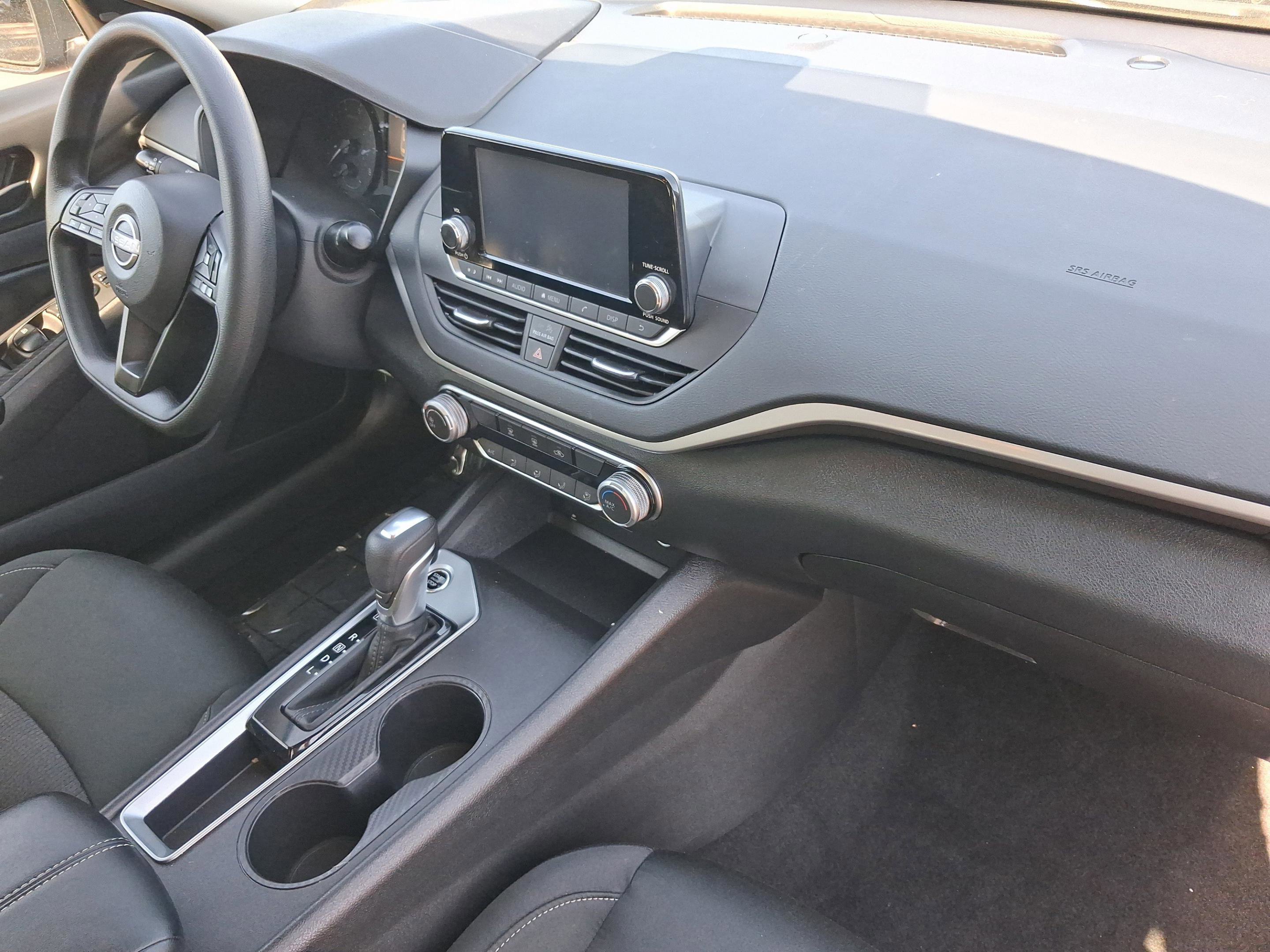 Used 2024 Nissan Altima 2.5 S image 30