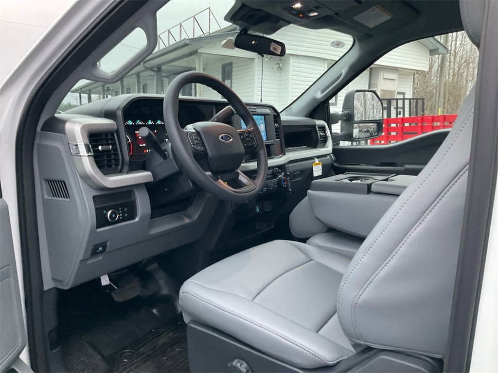 New 2026 Ford F450 XL image 15