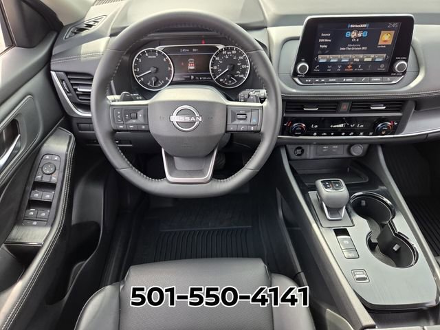 Used 2025 Nissan Rogue SV w/ SV Premium Package FWD image 14