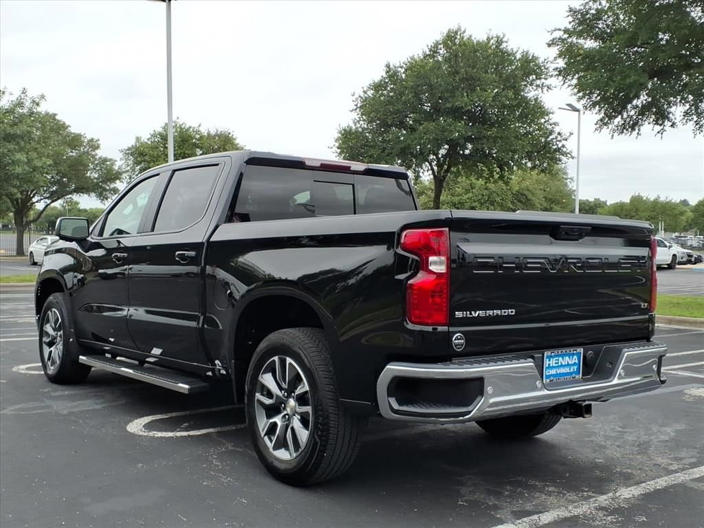 Used 2024 Chevrolet Silverado 1500 LT w/ Safety Package RWD image 8