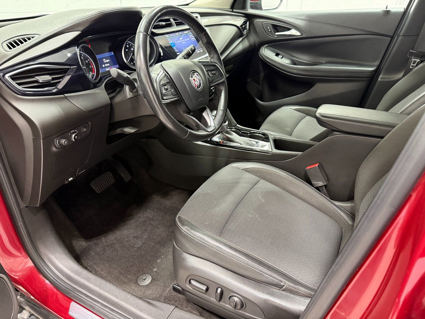 Used 2021 Buick Encore GX Select image 11