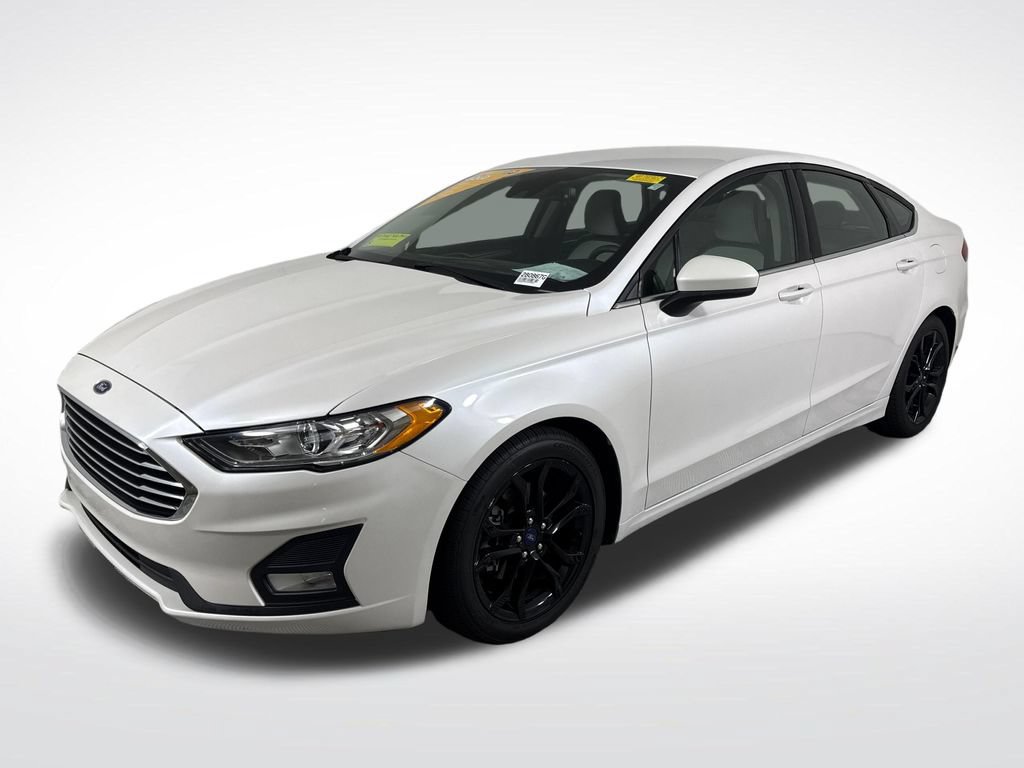 Used 2019 Ford Fusion SE w/ Equipment Group 151A FWD image 7