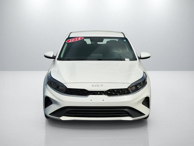 Used 2024 Kia Forte LXS FWD image 4