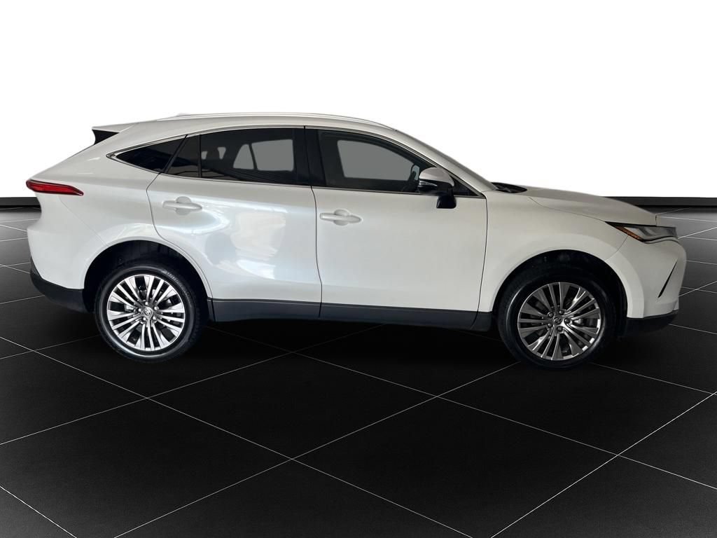 Used 2024 Toyota Venza Limited AWD/4WD image 6