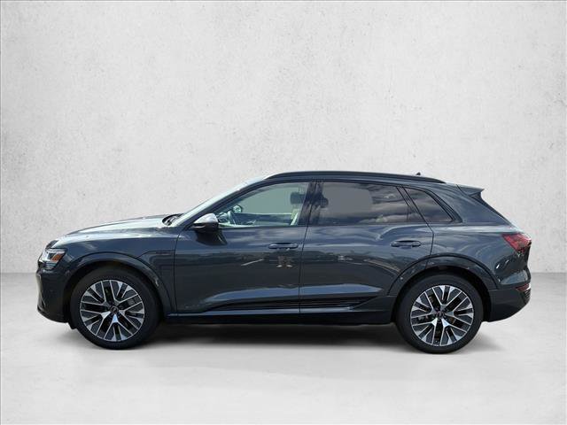 Used 2024 Audi Q8 e-tron Premium Plus AWD/4WD image 8