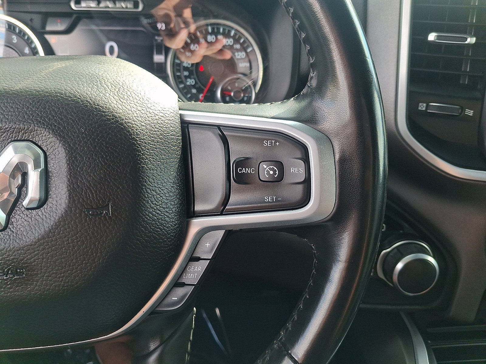Used 2021 RAM 1500 Big Horn AWD/4WD image 21