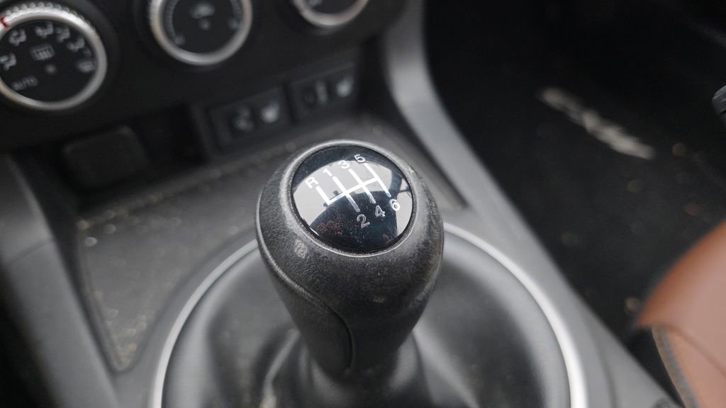 Used 2014 MAZDA MX-5 Miata Grand Touring w/ Premium Package image 20