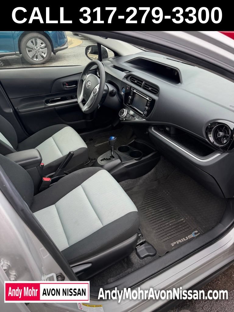 Used 2017 Toyota Prius C Three FWD image 9