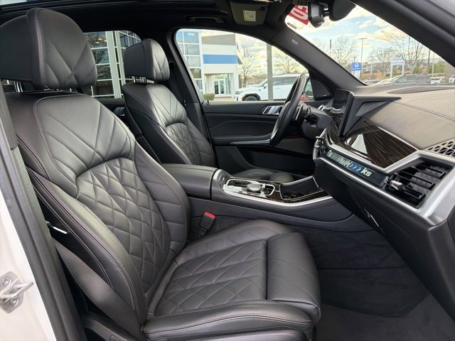 Used 2024 BMW X5 xDrive40i image 40