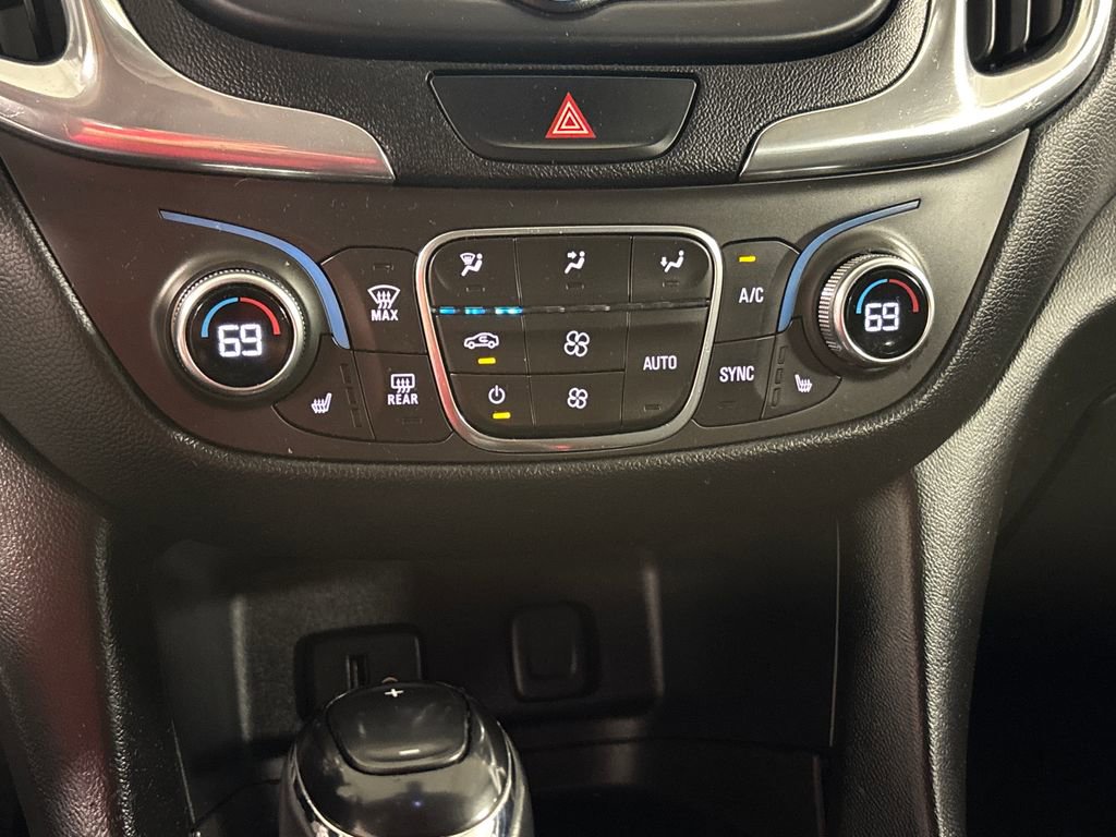 Used 2018 Chevrolet Equinox LT AWD/4WD image 39
