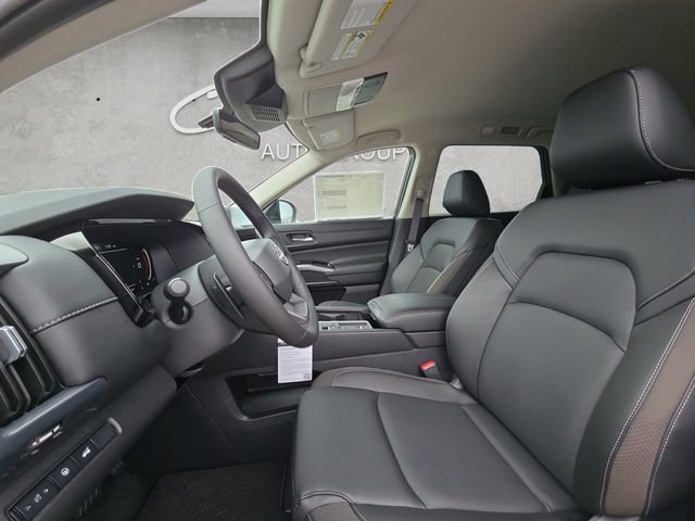 New 2026 Nissan Pathfinder SL image 19