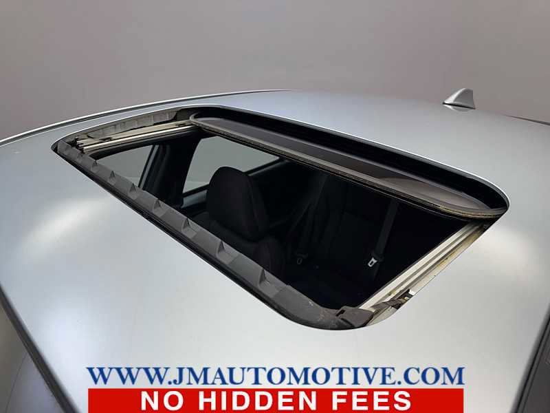 Used 2017 Subaru Impreza 2.0i Sport image 11