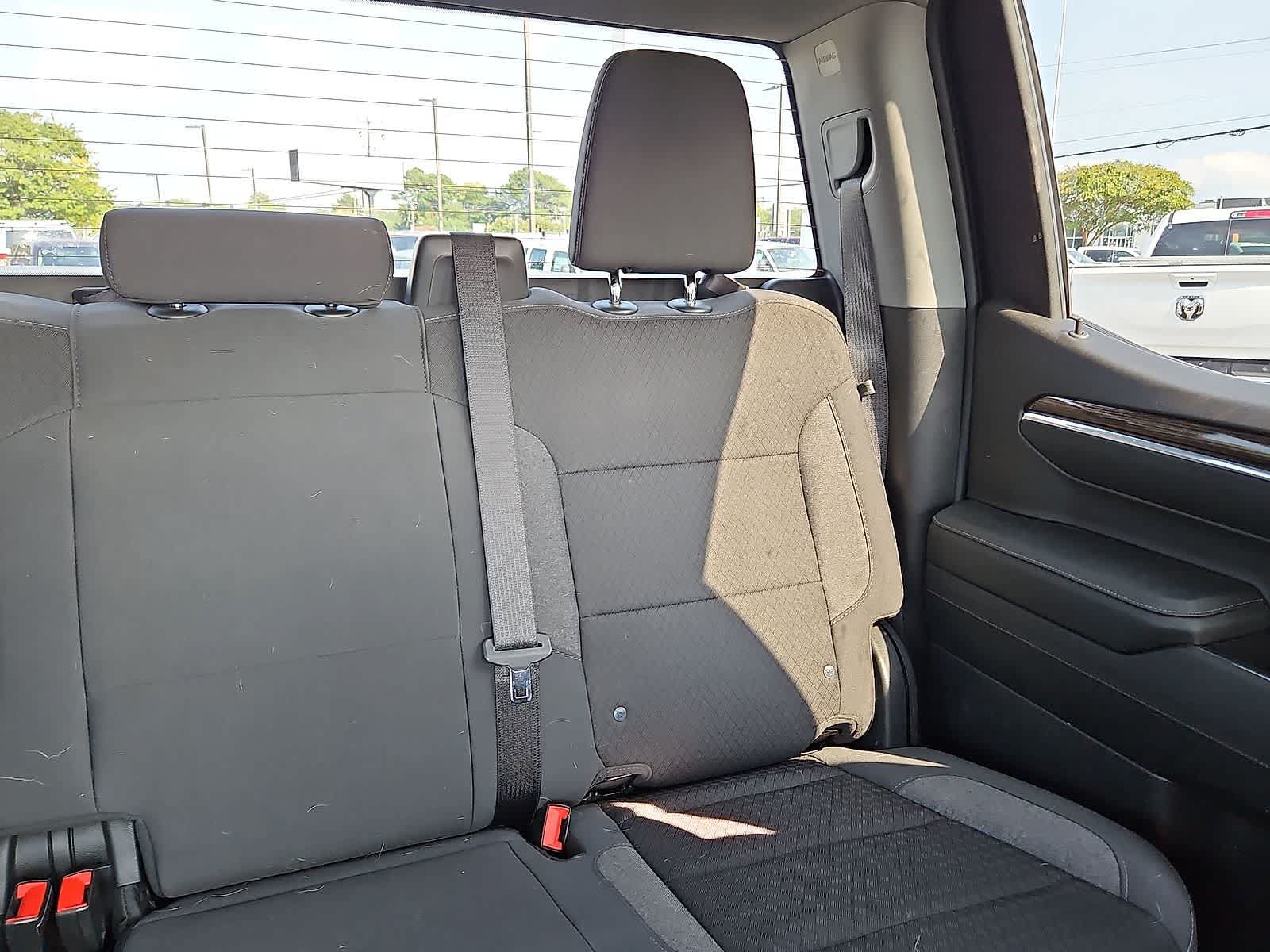 Used 2024 Chevrolet Silverado 1500 LT AWD/4WD image 15