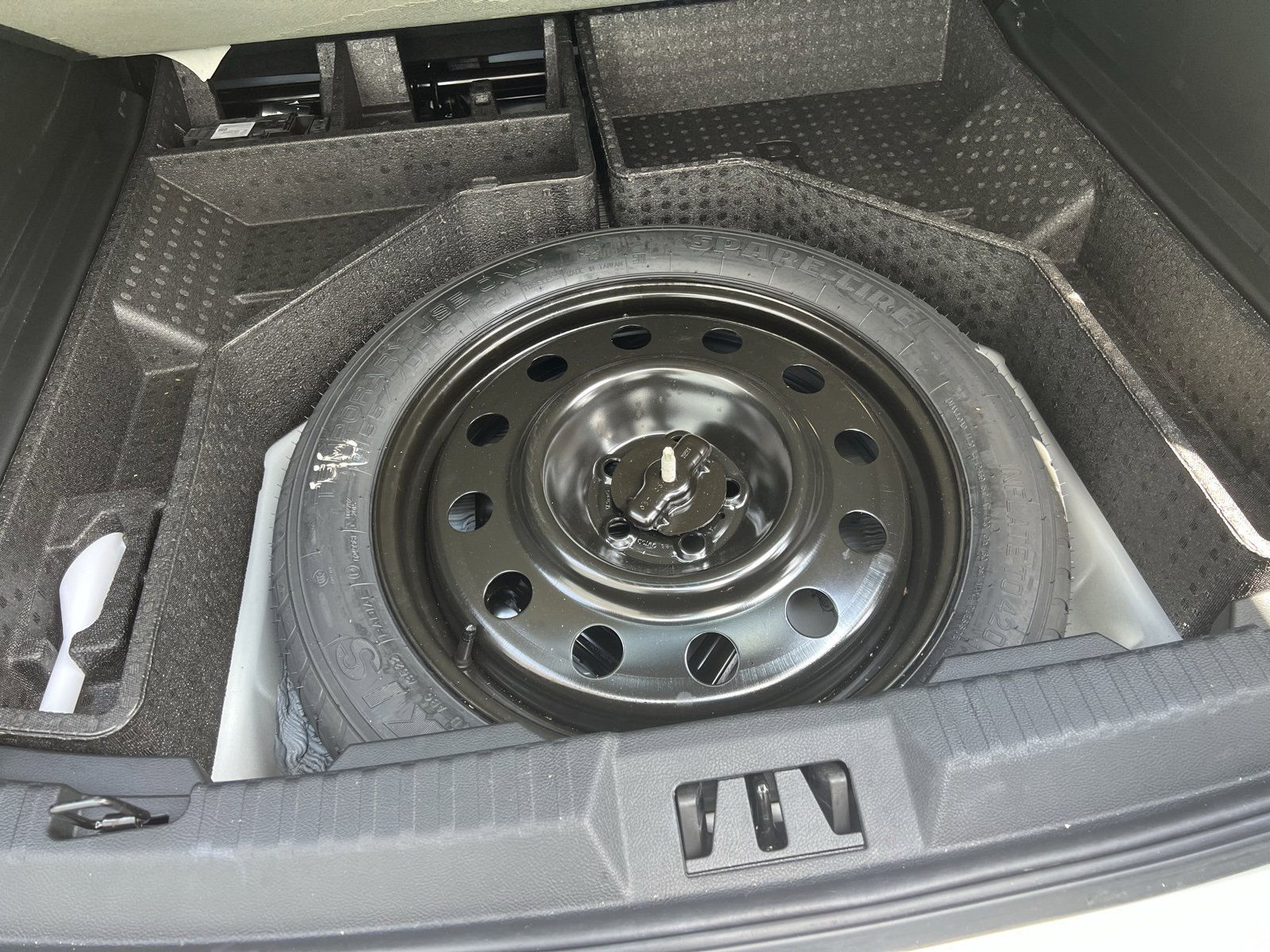 Used 2023 Ford Edge SEL w/ Convenience Package image 15