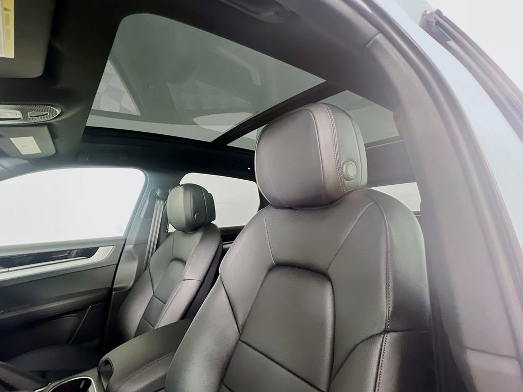 New 2026 Porsche Cayenne image 14