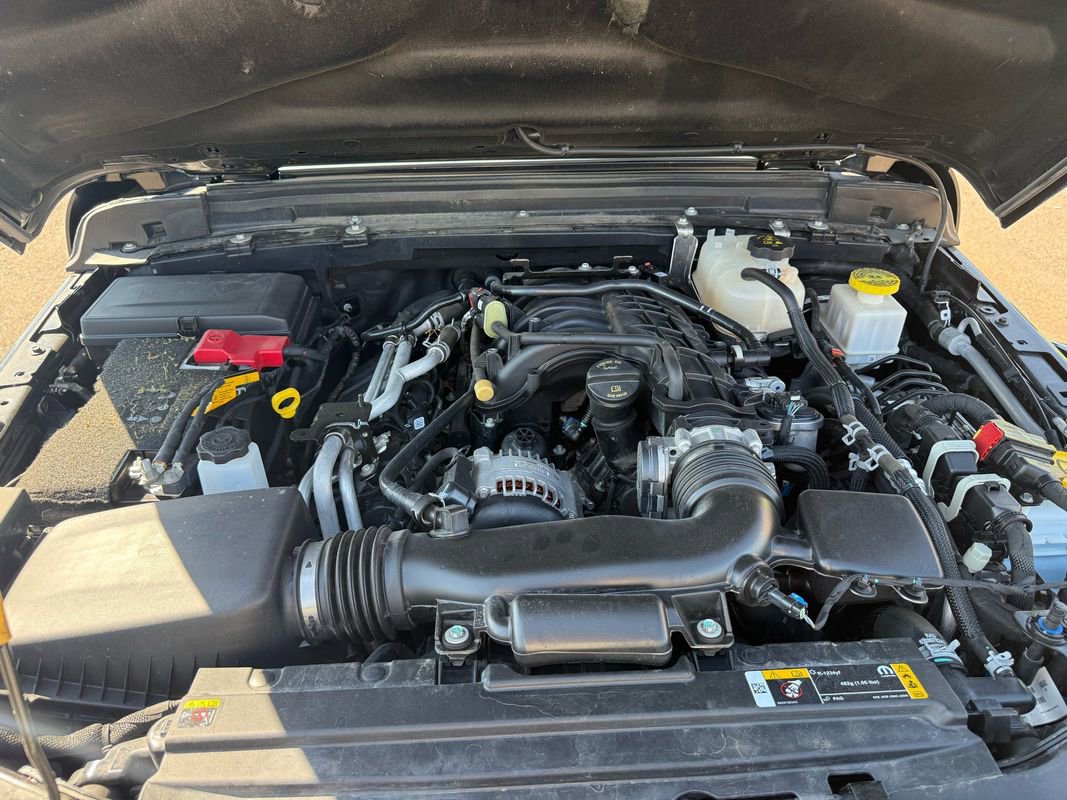 Used 2022 Jeep Gladiator Mojave w/ Cold Weather Group image 34