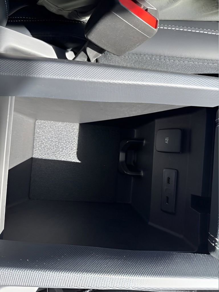 Used 2025 Ford Mustang Mach-E Premium image 28