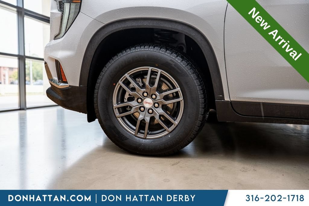 Used 2025 GMC Acadia Elevation FWD image 35