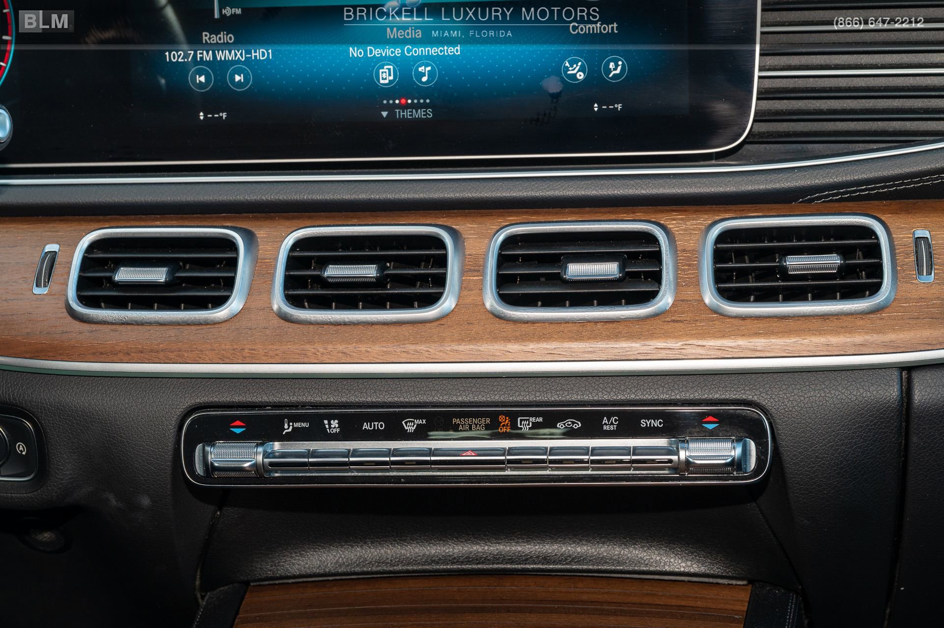 Used 2023 Mercedes-Benz GLS 450 4MATIC image 25