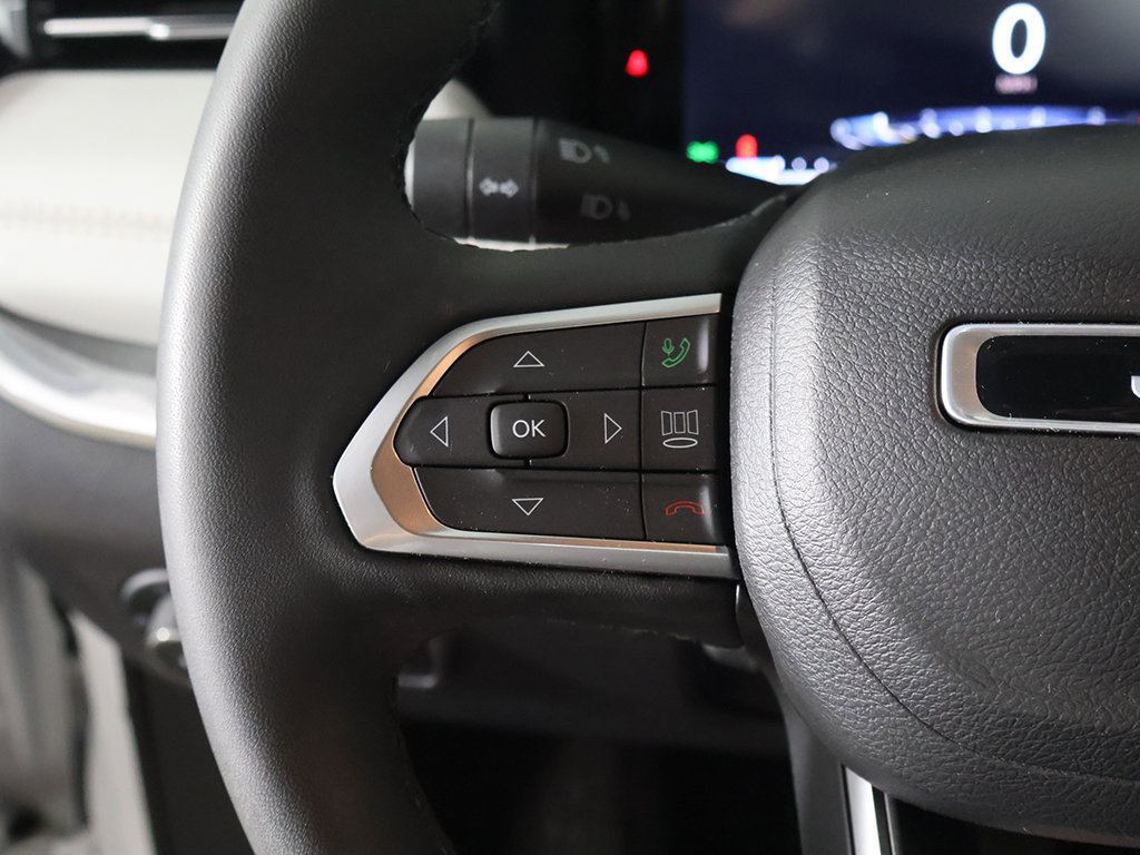 Used 2023 Jeep Compass Limited w/ Elite Group AWD/4WD image 40