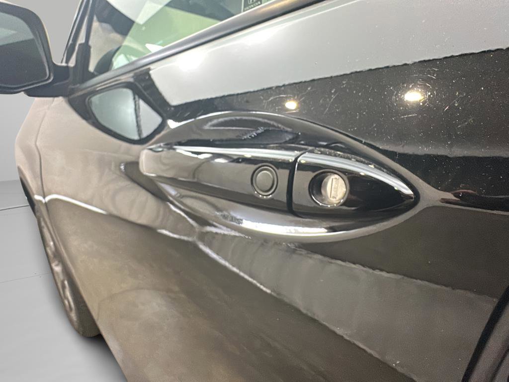 Certified 2023 Honda Passport EX-L image 6