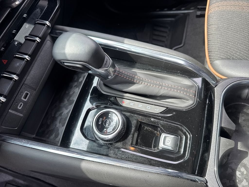 Used 2026 GMC Canyon AT4 AWD/4WD image 19