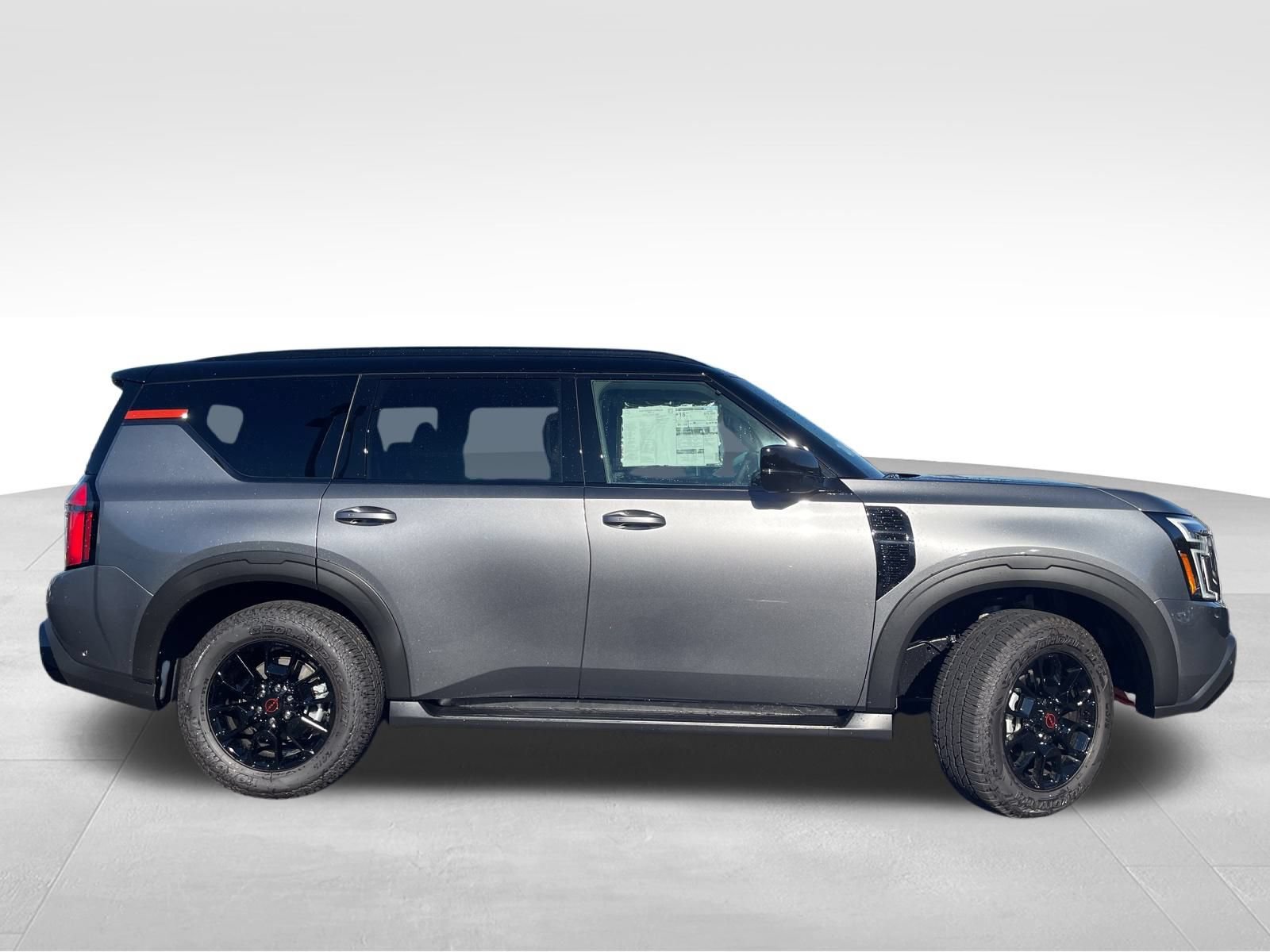 New 2025 Nissan Armada PRO-4X AWD/4WD image 9