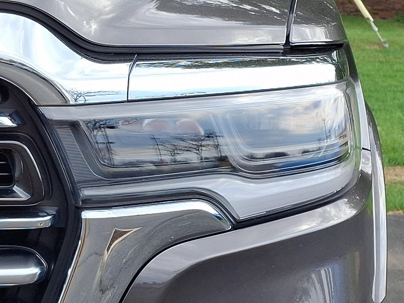 Certified 2025 RAM 1500 Limited AWD/4WD image 6
