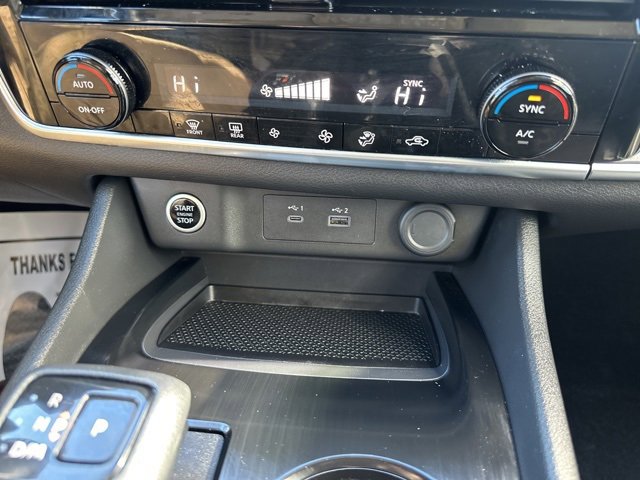 Used 2023 Nissan Rogue SV image 25