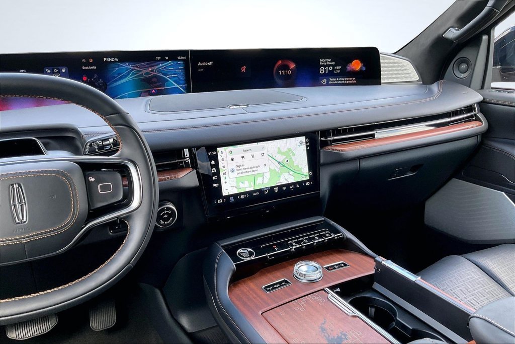 New 2027 Lincoln Navigator L Black Label AWD/4WD image 6
