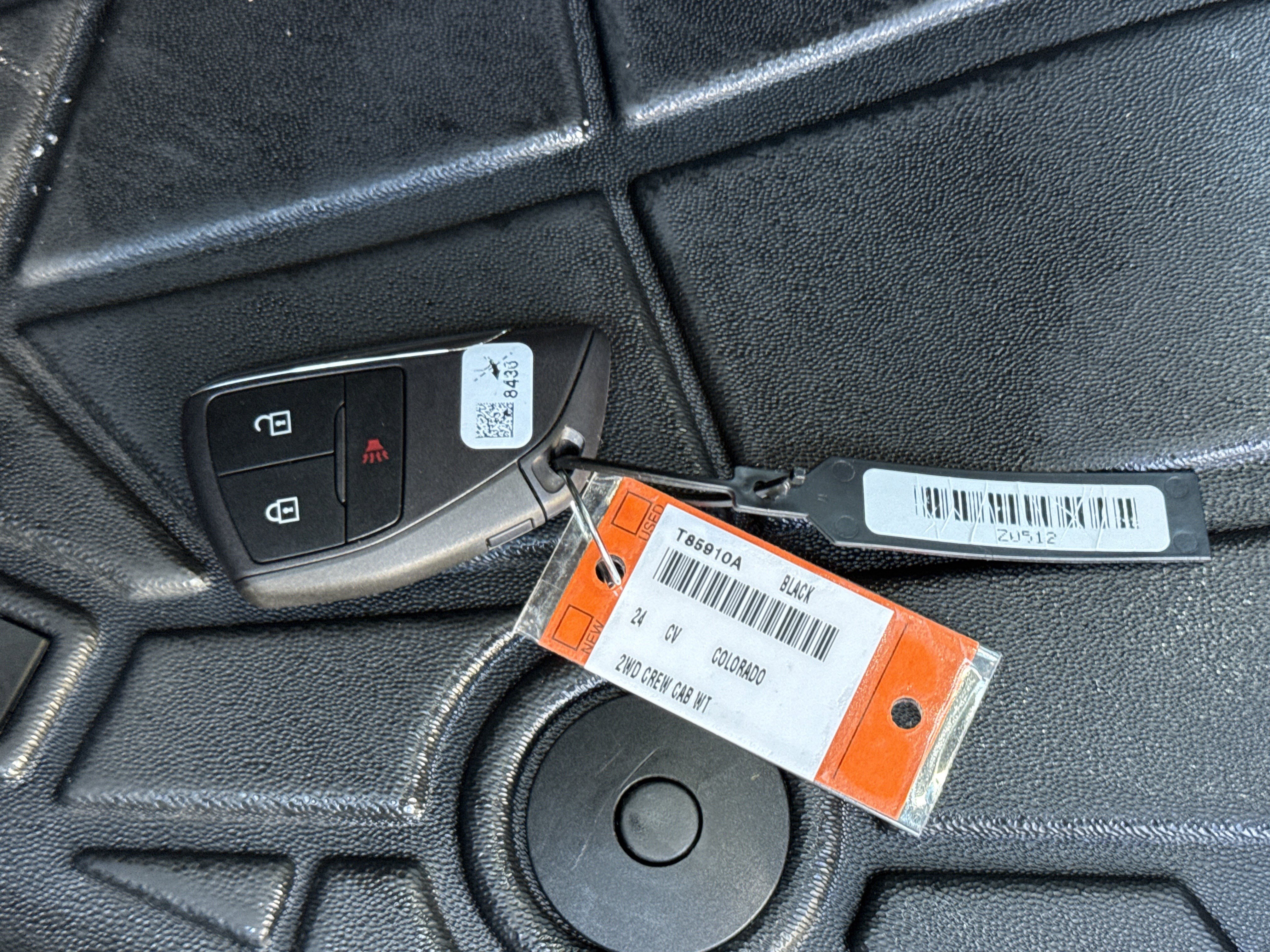 Used 2024 Chevrolet Colorado W/T image 33