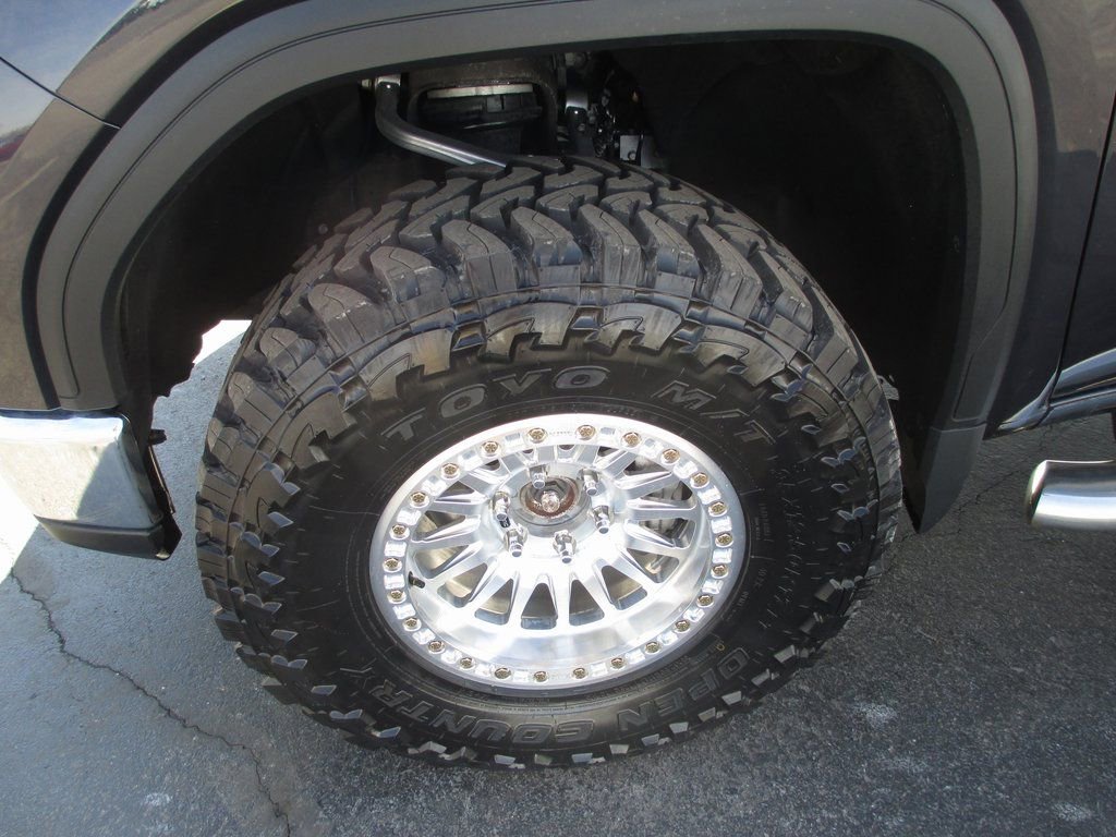 Used 2022 GMC Sierra 1500 SLT image 12