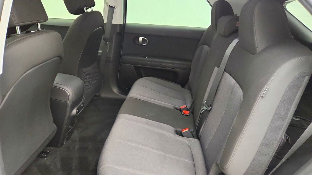 Used 2024 Hyundai Ioniq 5 SEL RWD image 19