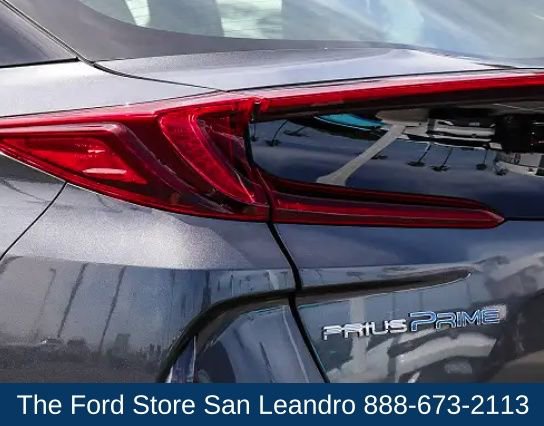Used 2021 Toyota Prius Prime XLE image 7