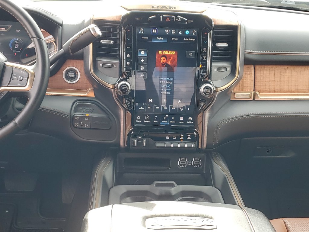 Used 2024 RAM 2500 Limited AWD/4WD image 15