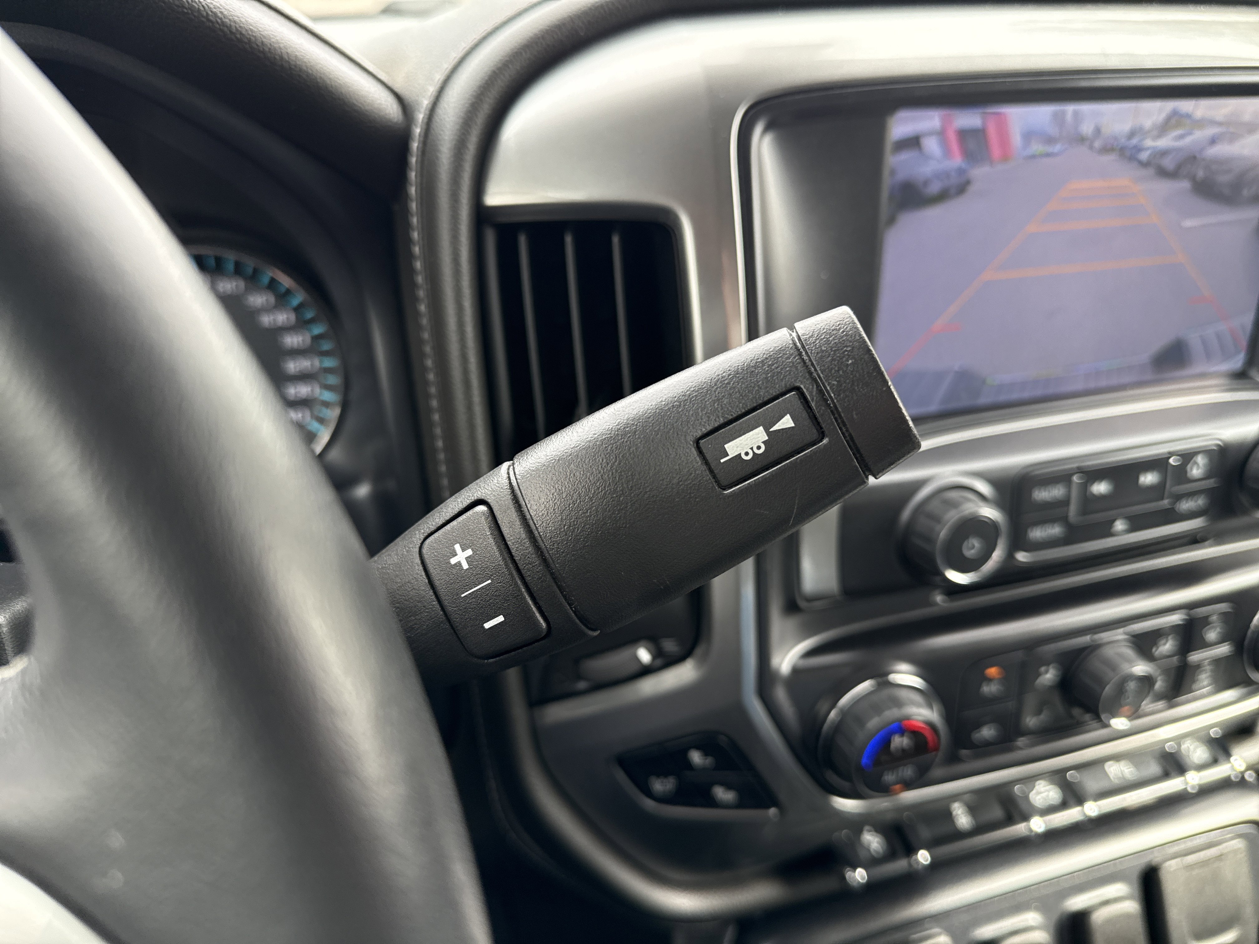 Used 2015 Chevrolet Silverado 1500 LTZ Z71 w/ LTZ Plus Package image 27