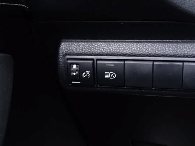 Used 2022 Toyota Corolla SE FWD image 40