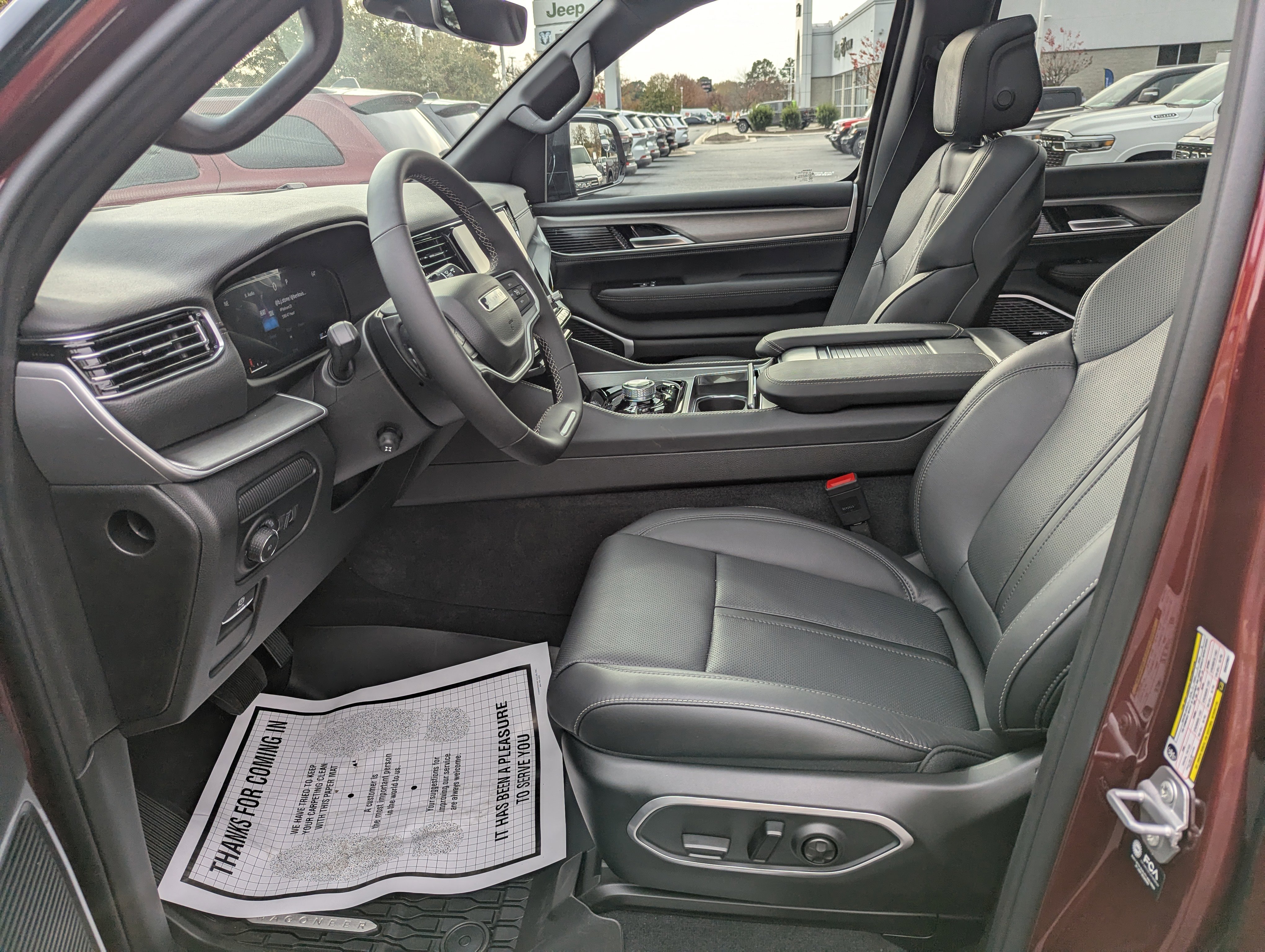 New 2025 Jeep Wagoneer Series II image 13