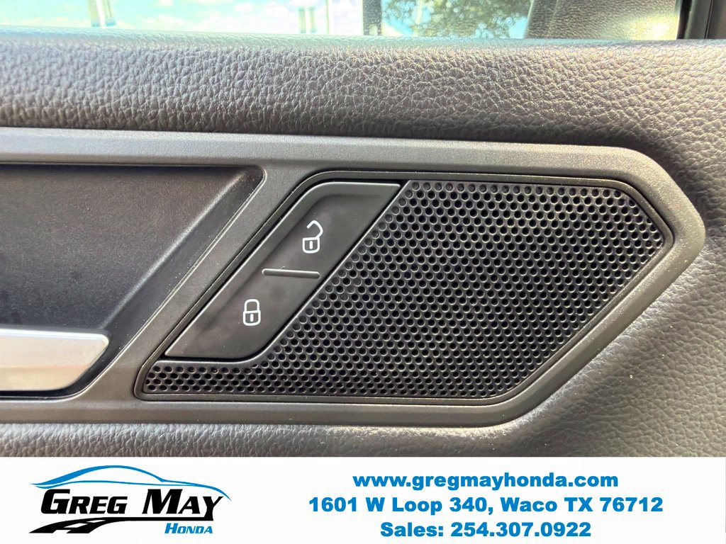 Used 2022 Volkswagen Tiguan S FWD image 25