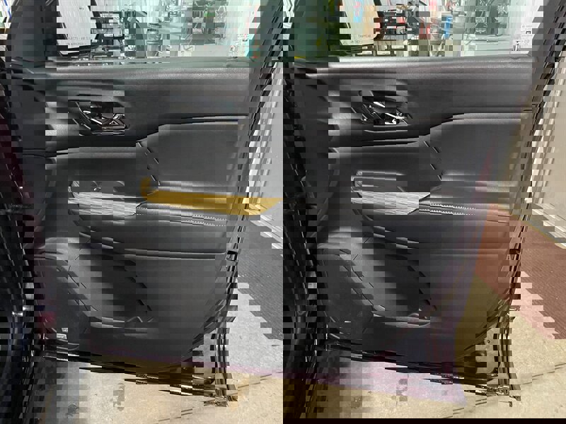 Used 2017 GMC Acadia Denali w/ Technology Package image 25