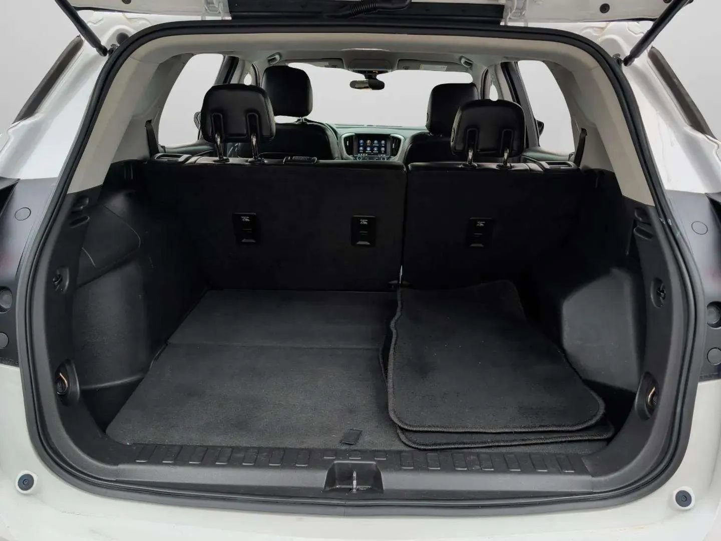 Used 2019 GMC Terrain SLT image 39