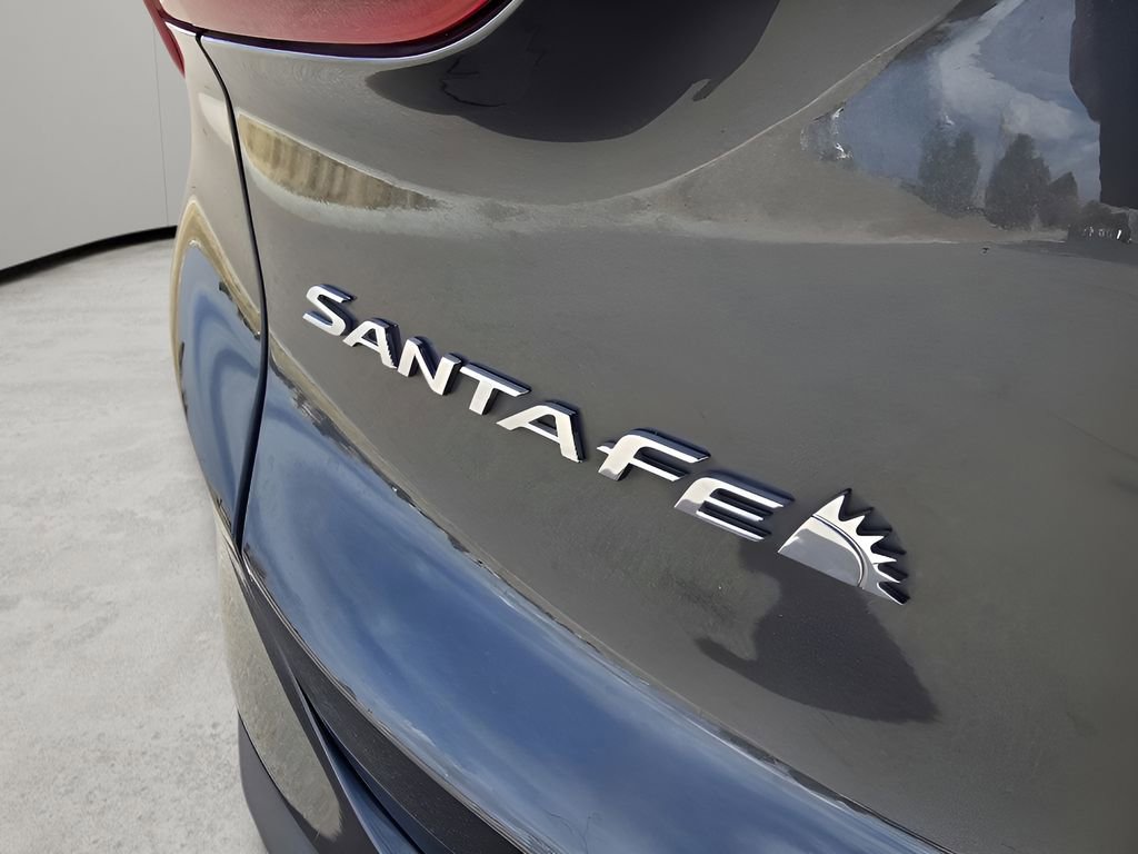 Used 2023 Hyundai Santa Fe SEL Premium image 10